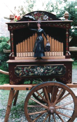 BelCanto with carvings (Mary Poppins)